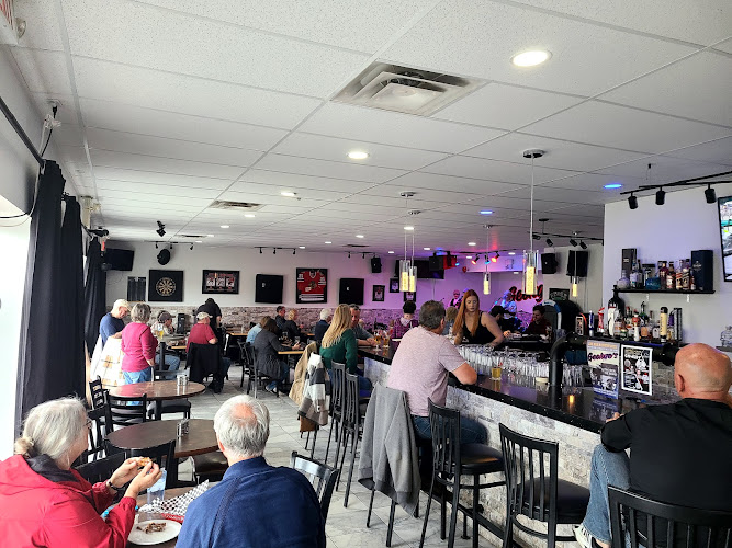 George’s Bar & Grill