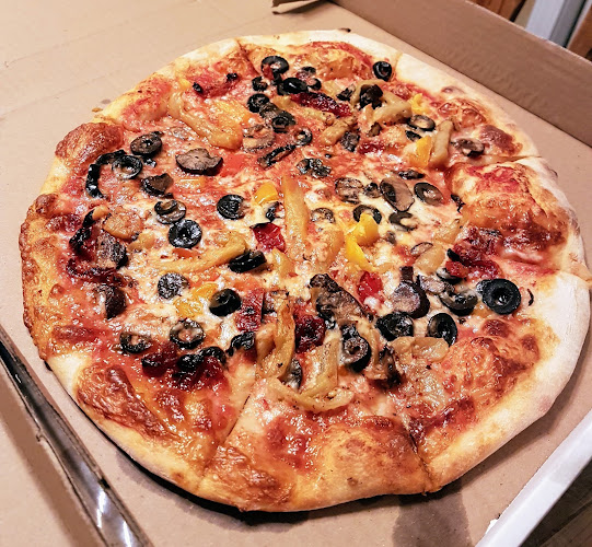 Giovanni’s Snack Bar & Pizzeria