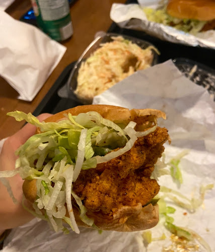 Holly’s Hot Chicken