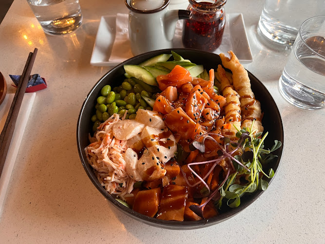 Kimonos Ramen & Poke