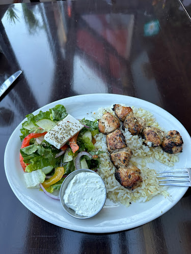 Lorenzo Bar & Grill