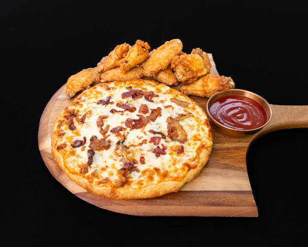 Lorenzo’s Pizzeria