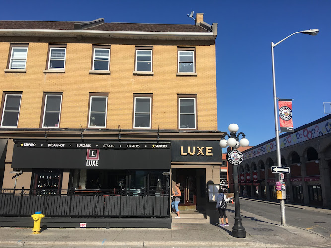 Luxe Bistro