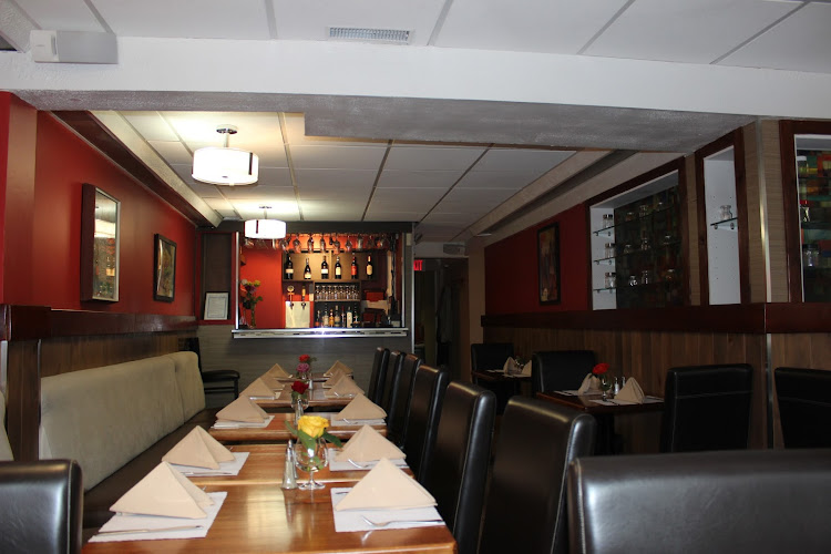 Mia’s Indian Cuisine-St.Laurent