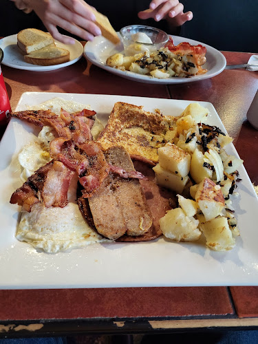 Miss Molly’s Diner