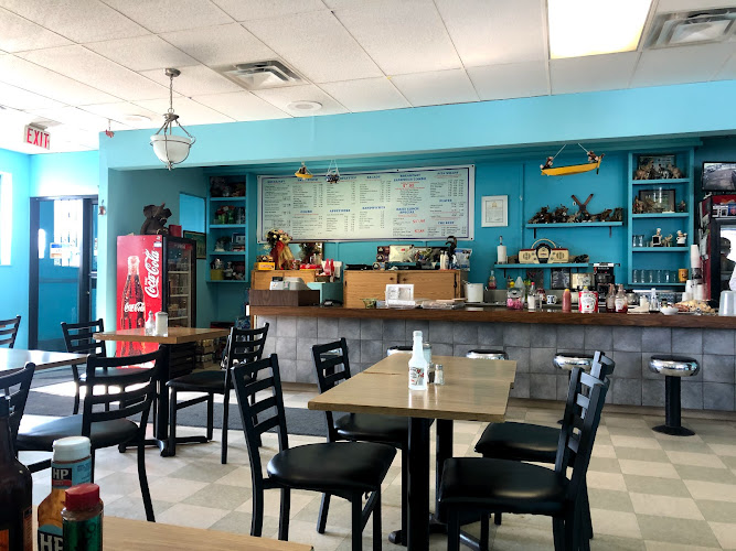 Mona’s Cafe and Restaurant