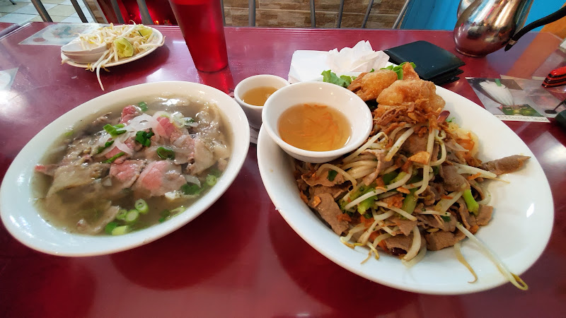 Pho Bo Ga 2 Snack Bar