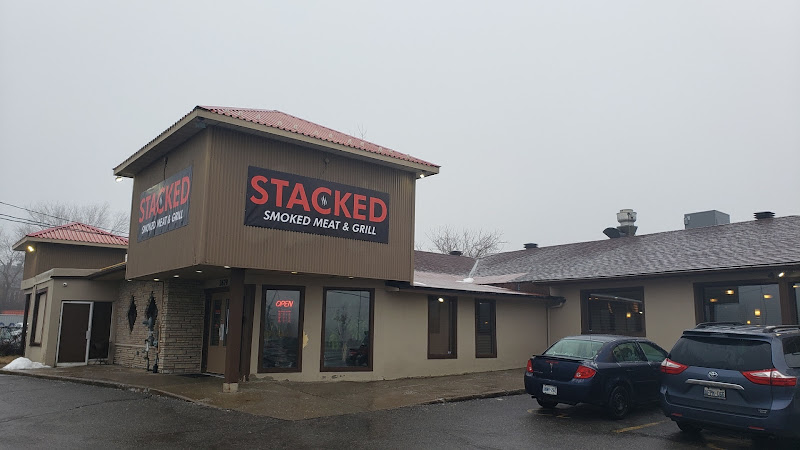 STACKED – Smoked Meat & Grill – Ottawa South