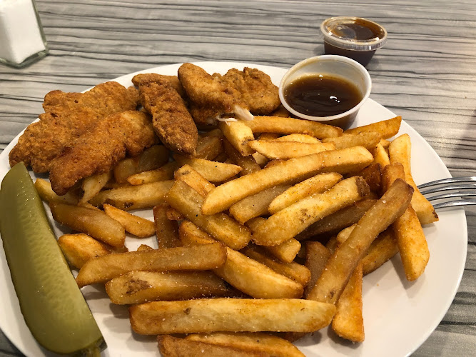 STACKED – Smoked Meat & Grill – Vanier