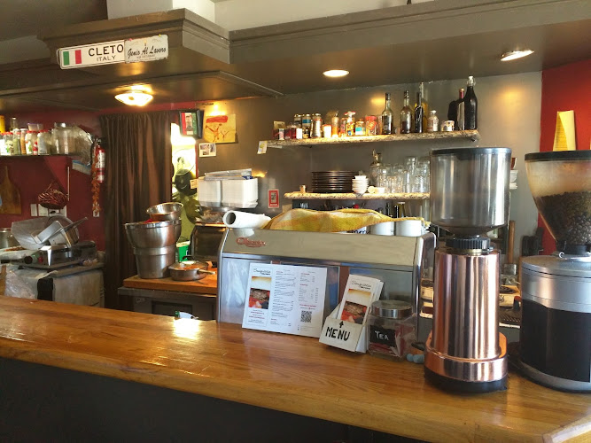Sanguiccio Deli-Cafe