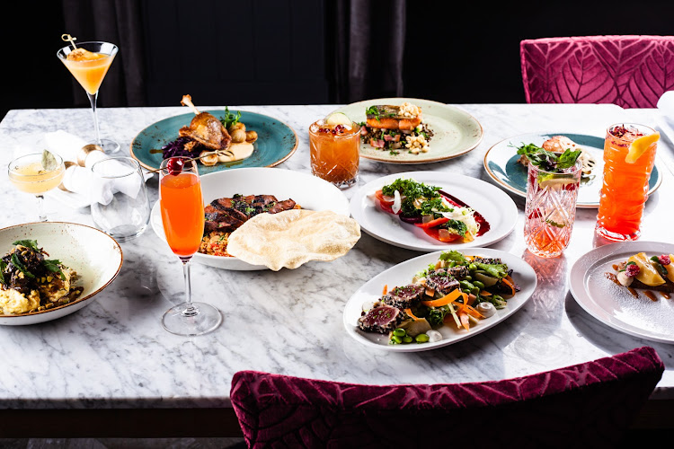 Social Restaurant + Lounge