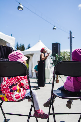 8thGeneration Storytelling