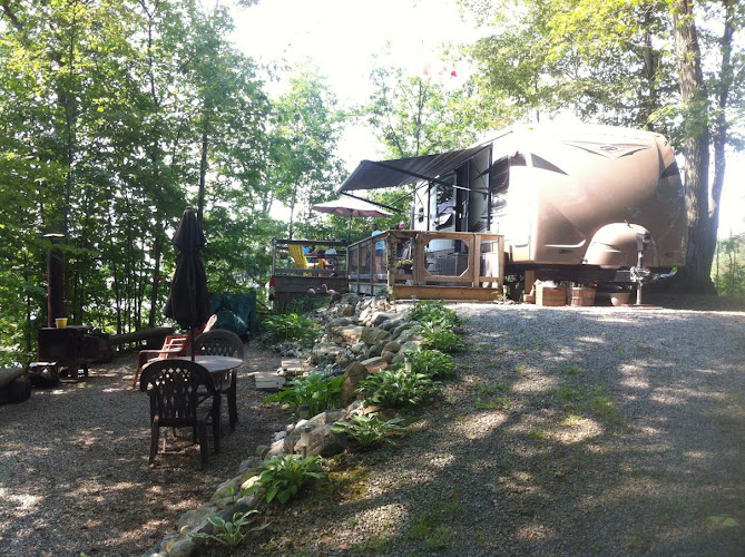 Burnt Hills Lakeside Resort & Camping