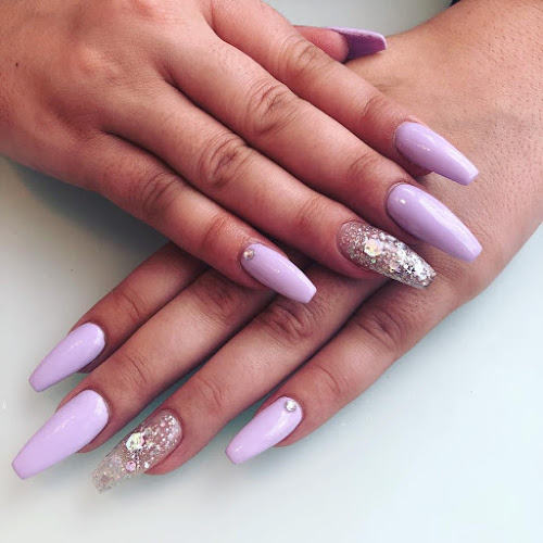 Crazy Nails
