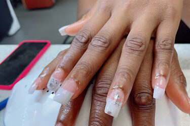 Emerald Nails & Spa