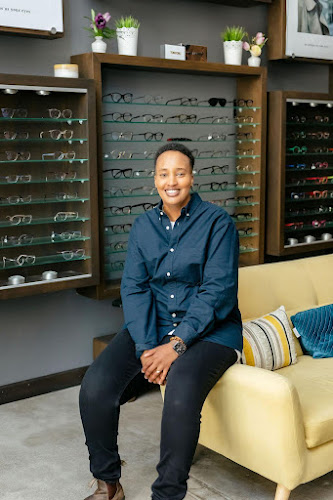 IRIS Optometrists and Opticians – Ottawa