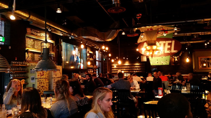 Jack Astor’s Bar & Grill Lansdowne
