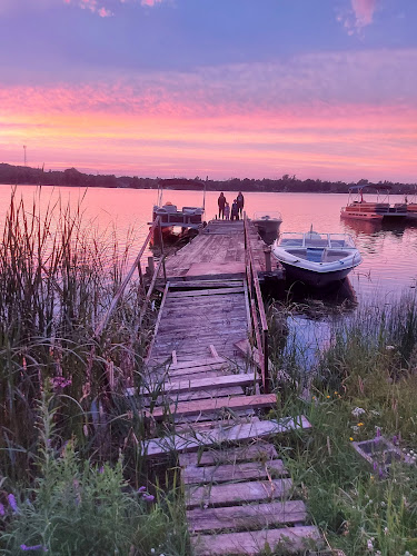 Loughborough Lake Holiday Park Campground