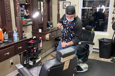 Mario Cuts Barbershop