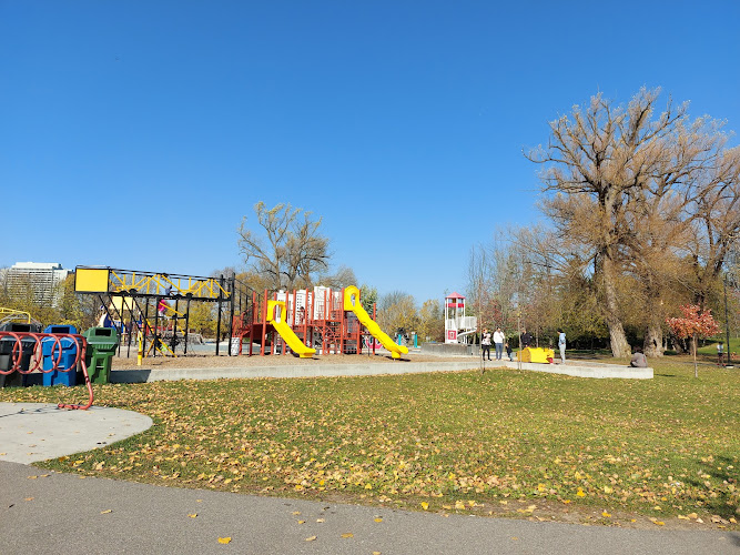 Mooney’s Bay Park and Beach