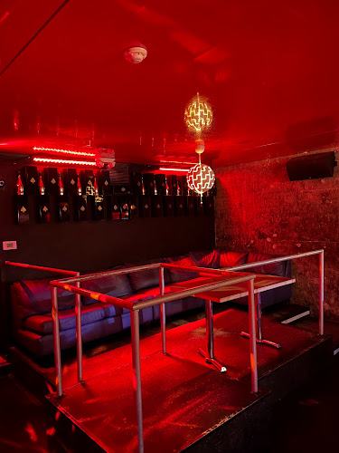 NUVO Lounge 295