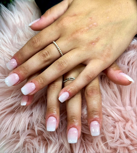 Nice Nails & Spa