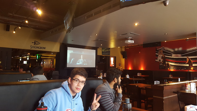 Ollie’s Pub & Patio