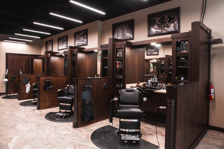 Roosters Men’s Grooming Center