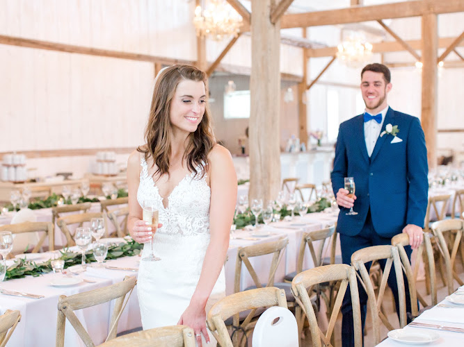 Sinclair & Co. Design – Ottawa Wedding Planner and Floral Designer