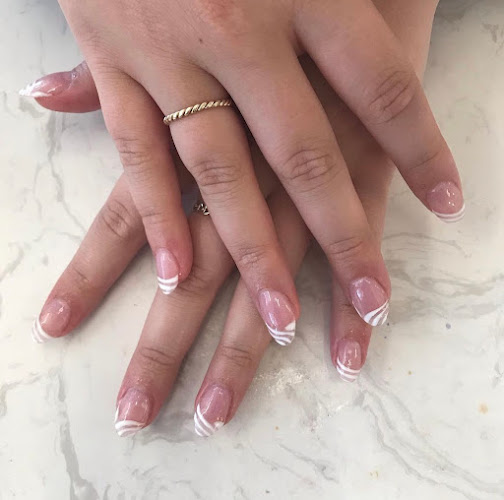 Vivy Nails