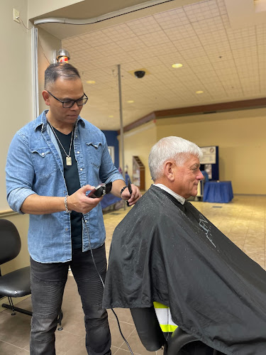 Vonn Barber stylist
