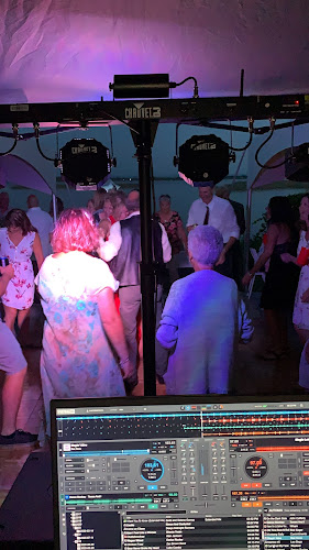 Xtreme Soundzz DJ Service