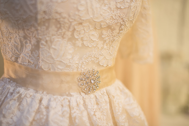 ele Bridal Alterations
