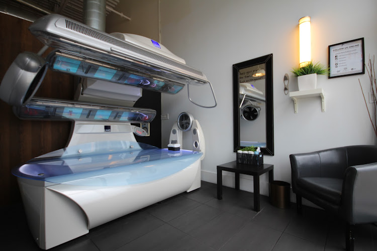 iTAN Advanced Tanning Studios